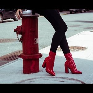 Red patent leather shoes only worn twice